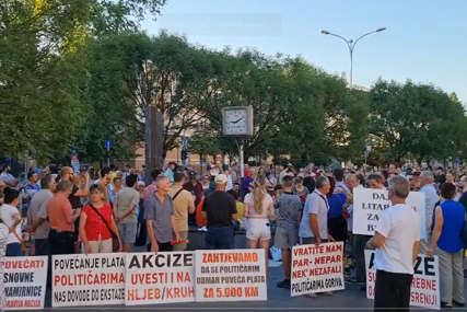 "Poskupljenja ih ne brinu, glas dižu samo na koncertima" Šta nam pokazuju posljednji PROTESTI građana u BiH