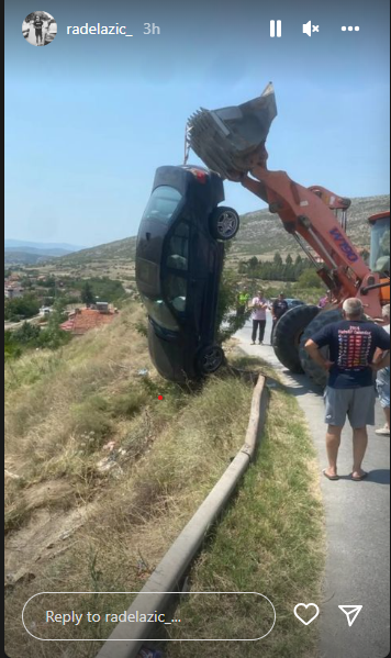 Autom sletio u provaliju: Bivši učesnik Zadruge doživio saobraćajnu nezgodu