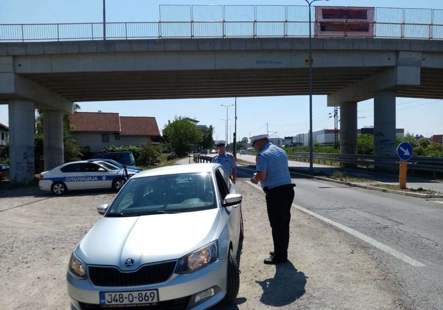 Pet osoba završilo na triježnjenju: U Prijedoru iz saobraćaja isključeno 49 pijanih vozača