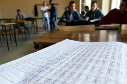 Zanati u drugom planu: Kod učenika u Hercegovini najveće interesovanje za gimnaziju, informatiku, medicinu