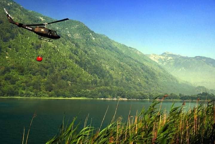 UGAŠEN POŽAR U NEUMU Helikopteri Oružanih snaga BiH uspješno okončali misiju