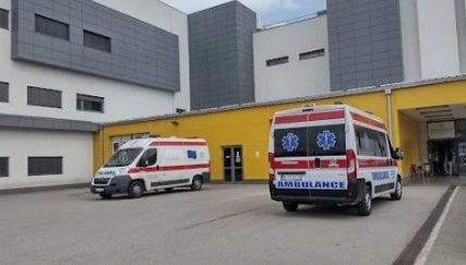 Detalji nesreće kod Leskovca: Dijete (12) zadržano u bolnici, muškarac (69) ima teške povrede ruku (FOTO)