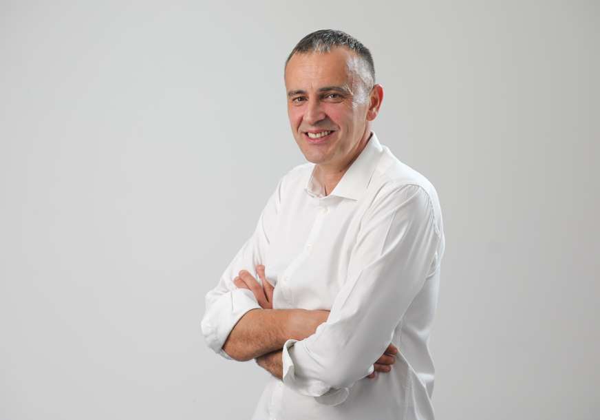 Darko Babalj za Srpskainfo: "Živjećeš bolje“ je put obnove Republike Srpske