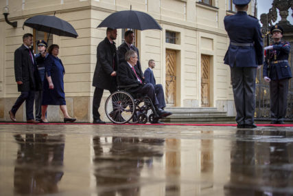 Predsjednik Češke ponovo u bolnici: Posljednji mandat  ističe sljedeće godine