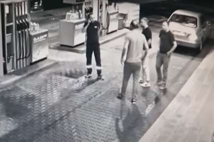 „Njegovo ponašanje simbolizuje odnos SNSD prema Srpskoj“ Crnadak o nasrtanju Jelića na radnika benzinske pumpe (VIDEO)