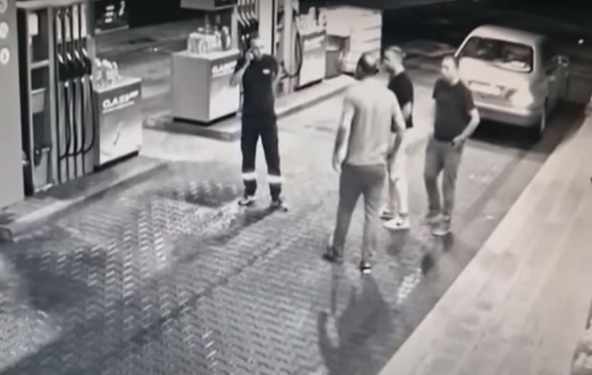 „Njegovo ponašanje simbolizuje odnos SNSD prema Srpskoj“ Crnadak o nasrtanju Jelića na radnika benzinske pumpe (VIDEO)