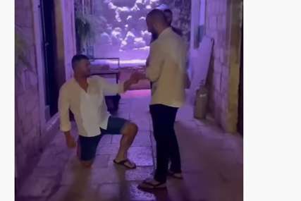 U dubrovačkom gej baru pala prva prosidba: Na sudbonosno pitanje odgovorio "da" (VIDEO)