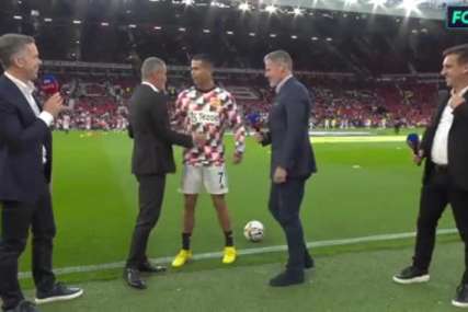 "Razmišljao je o tome dok je koračao ka Džejmiju": Ferdinand zna zbog čega Ronaldo nije pozdravio Karagera (VIDEO)