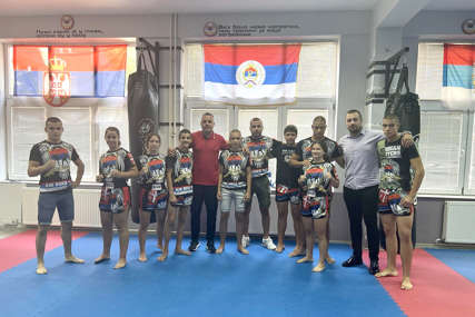 Vidović posjetio Kosovo i Metohiju: Za članove kik boks i karate kluba iz Kosovske Mitrovice donirao vrijednu opremu (FOTO)