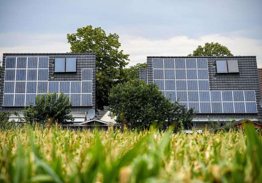 Planirana ugradnja 50.000 fotonaponskih sistema: Objavljen javni poziv domaćinstvima za ugradnju solarnih panela