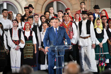 "Ovdje smo da kažemo da nećemo zaboraviti i da se neće ponoviti" Dodik povodom obilježavanja akcije "Oluja" (FOTO)