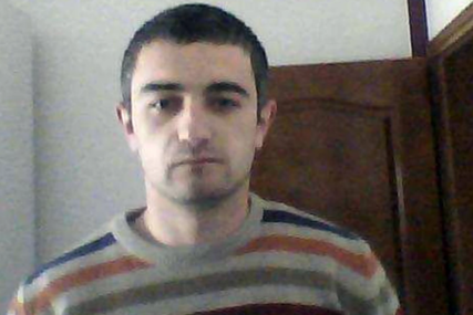 Novi detalji o ubici sa Cetinja: Osuđivan zbog nasilja, trebalo da nosi nanogicu