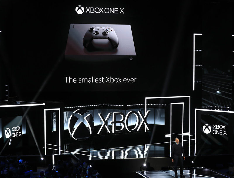 MNOGO SLABIJI REZULTATI "Xbox One" nije dostigao ni polovinu prodaje Sonijeve najpopularnije konzole