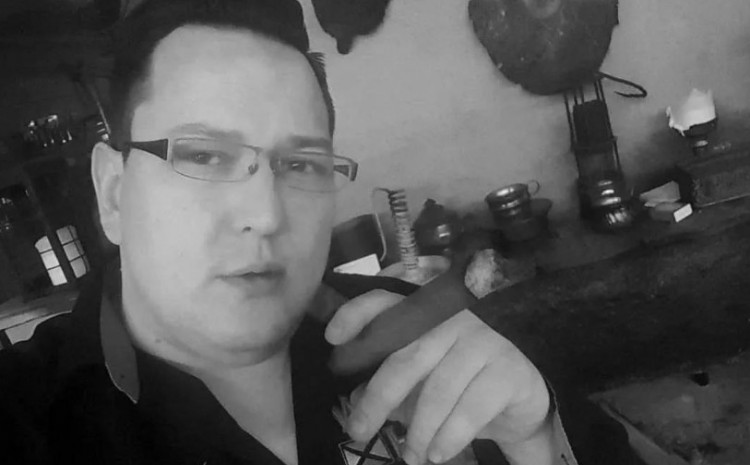 DANIMA BIO U KOMI Preminuo pjevač Zlatko Živadinović, borio se za život nakon saobraćajne nesreće