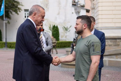 Erdogan se sastao sa Zelenskim u Lavovu "Razgovarali smo o razmjeni ratnih zarobljenika"