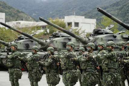 DODATNA ZARADA SAD spremaju prodaju oružja Tajvanu za 1,1 milijardu dolara