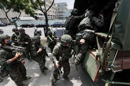 NOVE TENZIJE NA POMOLU Kineska vojska održala vojne vježbe kod Tajvana u vrijeme posjete američkih poslanika