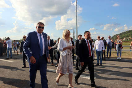 Čije pare smrde, a čija je politika antiustavna: Politički rat Dodika i EU KULMINIRAO na auto-putu, slijedi li novi odgovor Brisela