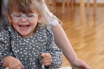 Mala Nađa vodi tešku bitku: Djevojčici je dijagnostikovana cerebralna paraliza, za operaciju joj je potrebna pomoć svih nas