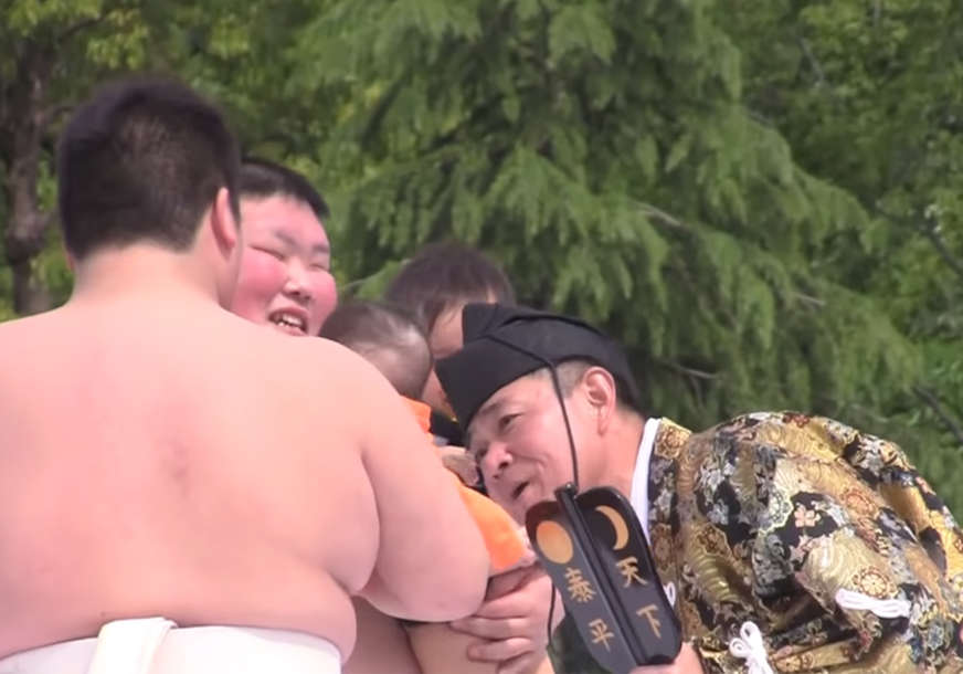 Rječnik bizarne geografije (42): Konaki sumo festival u Tokiju (VIDEO)