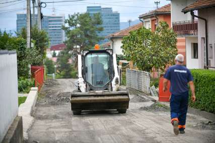 "Čine nas srećnim radovi na svim projektima"  Fruškogorska ulica dobiće novi asfalt