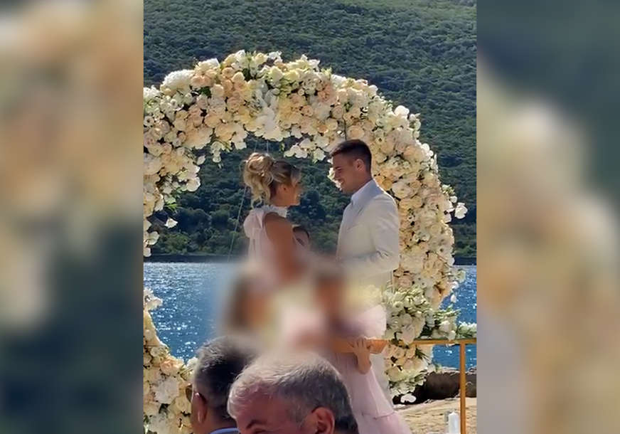 VJENČANJE NA PLAŽI Saška i Đorđe Đoković pred matičarem na drugi dan svadbe (VIDEO, FOTO)