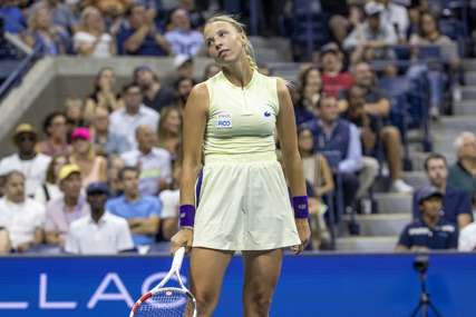 Kontaveit zaplakala na pres konferenciji i napustila je u suzama: Očajnički su željeli da Serena pobijedi (VIDEO)
