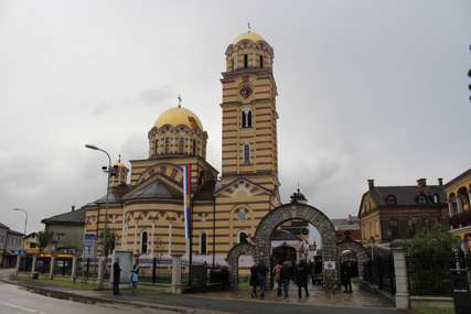 Velika svečanost u Gradiški: Osvećenje obnovljenog Hrama Pokrova Presvete Bogorodice (Foto)