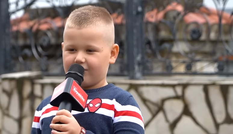 Sve je krenulo sa nastupa Baje Malog Knindže Dječaka Konstantina postao hit na društvenim