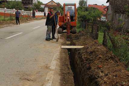Rekonstrukcija vodovodne mreže u Kostajnici: Uskoro kvalitetnije snabdijevanje i manji gubici