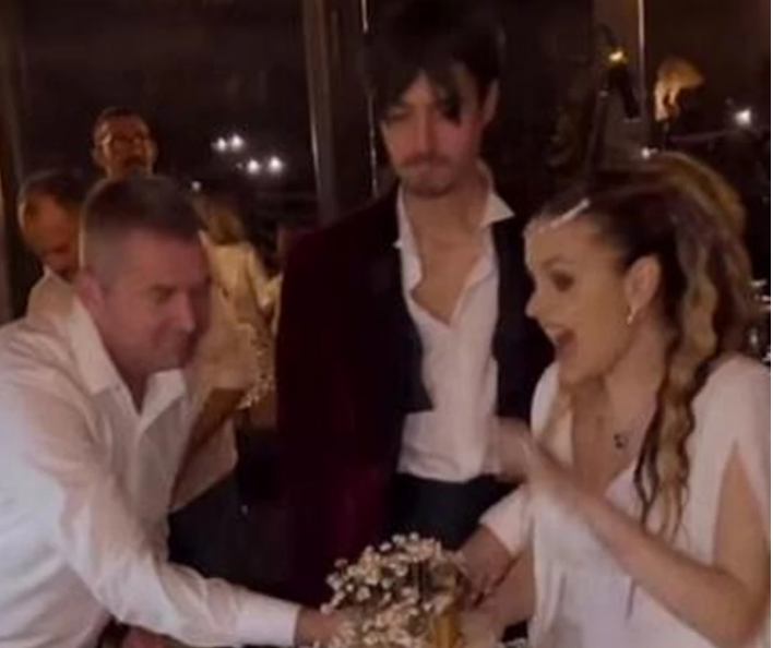 Proslava iz bajke: Kćerka Anice Dobre na svojoj svadbi ŽUSTRO ODREAGOVALA dok je sjekla tortu