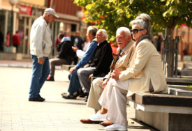 Međunarodni dan starijih osoba: Prema procjenama u Srpskoj 21,2 % stanovništva ima više od 65 godina