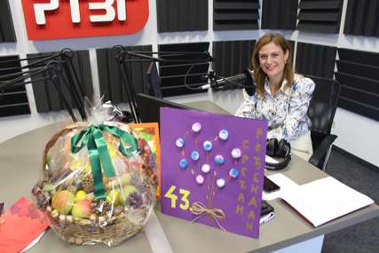 Ovom radiju se vjeruje 43 godine: Jubilej Radio Gradiške proslavili sa mališanima i učenicima (FOTO)