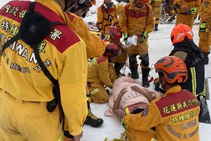 Iz ruševina spasene 4 osobe: Spasioci još tragaju za preživjelim u zemljotresu na Tajvanu (VIDEO)