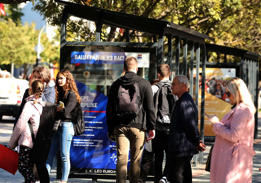 Banjaluka dobija nova autobuska stajališta: Moderan dizajn, USB punjači I besplatan internet