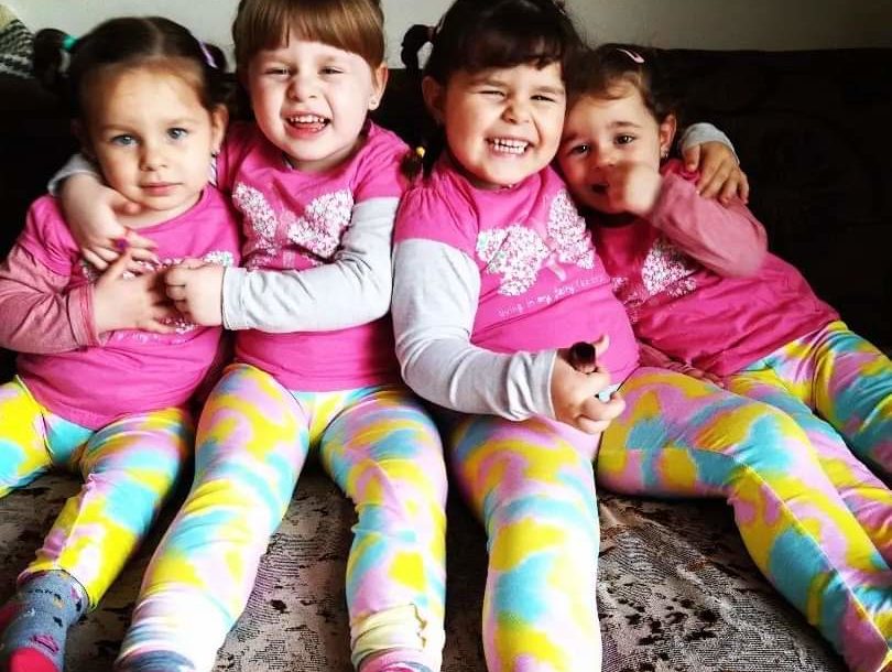 Četiri djevojčice usrećile mamu i tatu: Hrabra Milena iznijela dvije blizanačke trudnoće (FOTO)