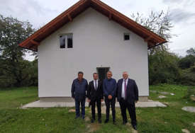 Radovi koštali 430.000 KM: Stambeno zbrinuto 12 povratničkih porodica na području Teslića