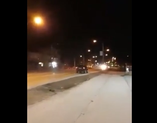 Snimak bahate vožnje: Divljao automobilom po Banjaluci (VIDEO)