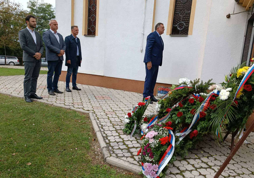 Dodik danas u Rakelićima "Nikada ne zaboraviti one koji su dali živote za slobodu"