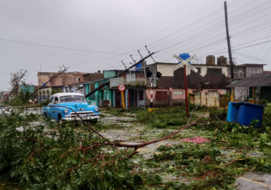 HAOS NA FLORIDI Bajden proglasio "stanje velike katastrofe" nakon razarajućeg uragana (VIDEO)