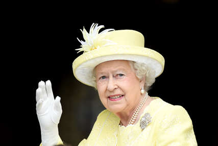 Uvijek ih je nosila: Sa ovim nakitom će kraljica Elizabeta biti sahranjena