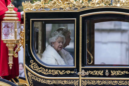 Povodom smrti kraljice Elizabete II: Knjiga žalosti otvorena u prostorijama britanske Ambasade u Sarajevu