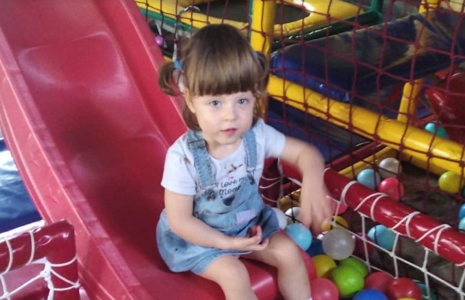 Trogodišnjoj Mili treba naša pomoć da prohoda: Ova slatka djevojčica na rođenju je imala samo 1 kilogram