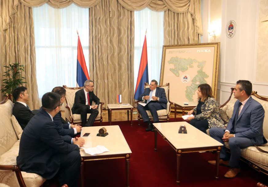 Dodik najavio: Srpska ima ambiciju da razvija poslovne odnose sa "Huavejom"