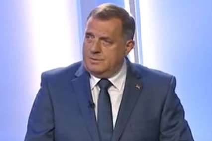 "Važno je da Srpska ima predstavnika koji će je najbolje predstavljati" Dodik  u prvom javnom sučeljavanju (VIDEO)