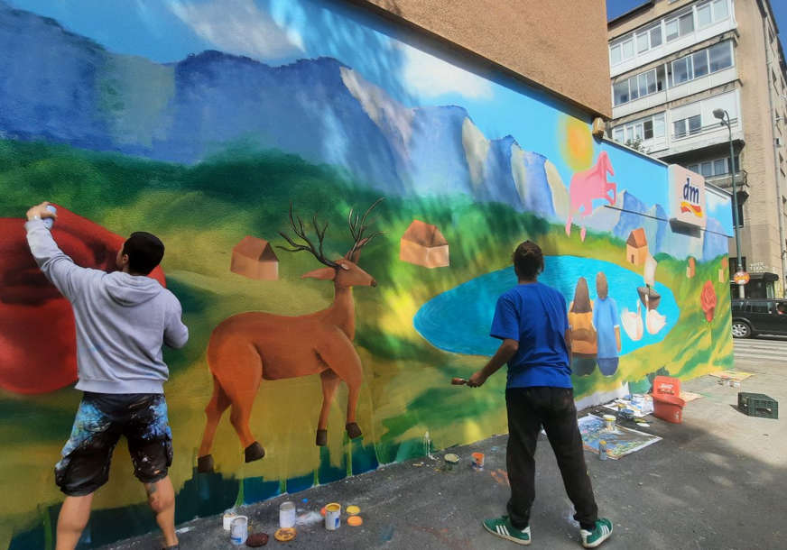 Street art projekat: Kompanija dm poklonila mural građanima Sarajeva