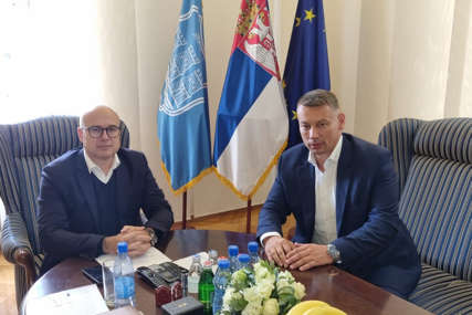 “Saradnja sa Srbijom je naš zavjet” Gradonačelnik Novog Sada poželio Nešiću sreću na izborima