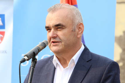 "Dolaze na posao i ne rade ništa" Stevanović najavio veće plate, ali i otkaze u Željeznicama