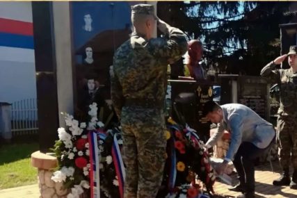 U Mašićima služen parastos žrtvama 16. Krajiške motorizovane brigade "Banjaluka će se uključiti u izgradnju spomen sobe i trga"