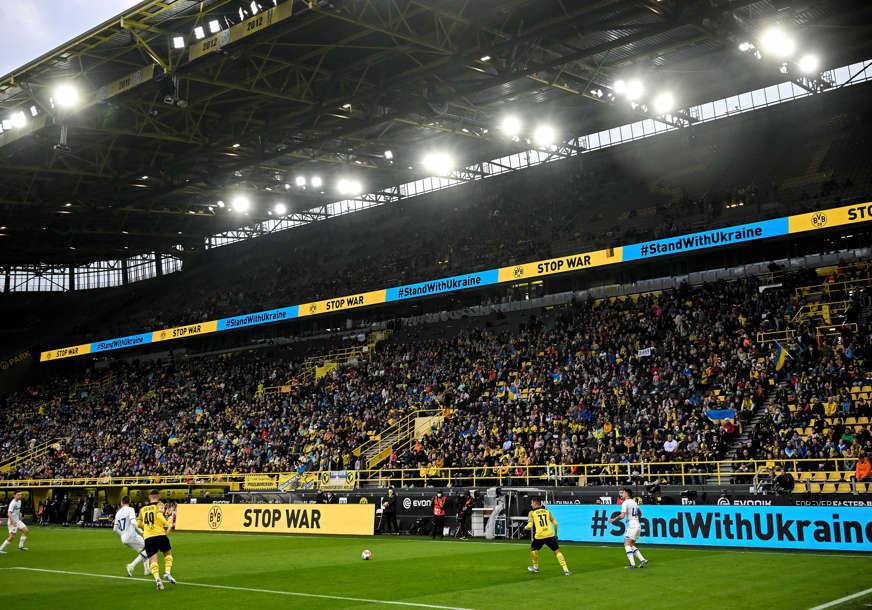 "Milioneri" moraju da štede: Račun za struju Borusije Dortmund 10 miliona evra, gasi se klupski logo